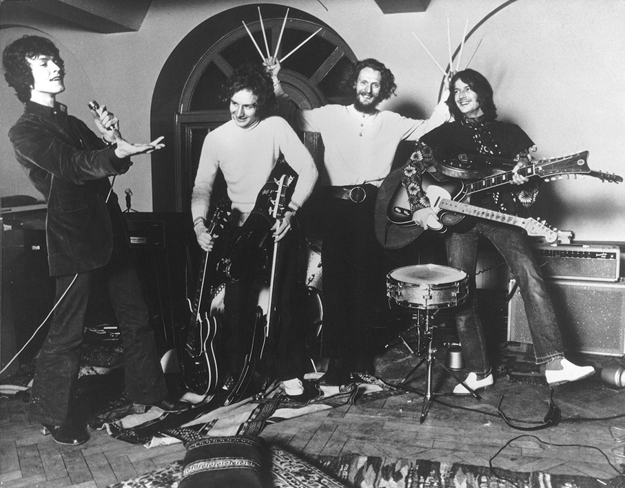 EC_1969-02-08_BlindFaith_Hurtwood.jpg
