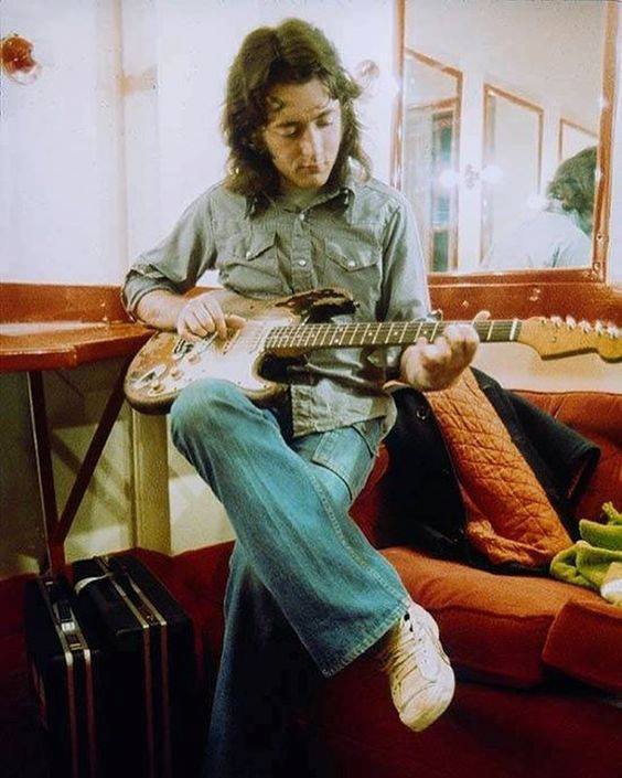 Rory Gallagher "69".jpg