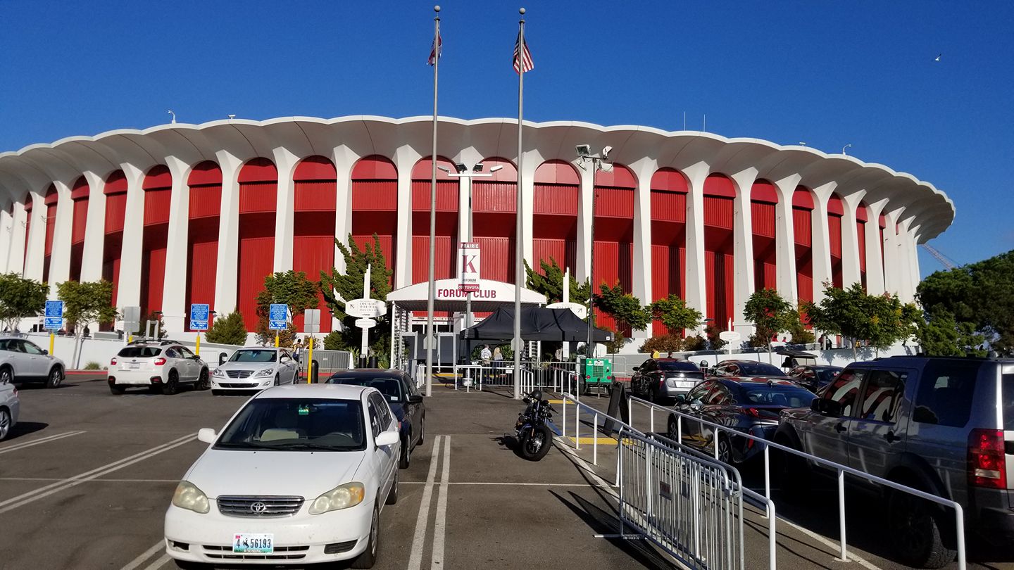 L.A. Forum 2017-09-14.jpg