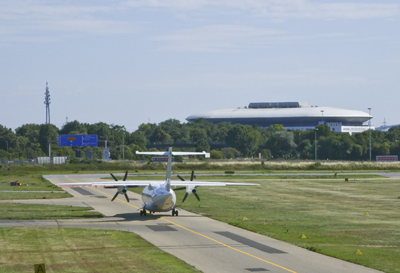 Flugplatz_Mannheim_SAP.jpg