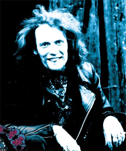 gingerbaker_main_432x517.jpg