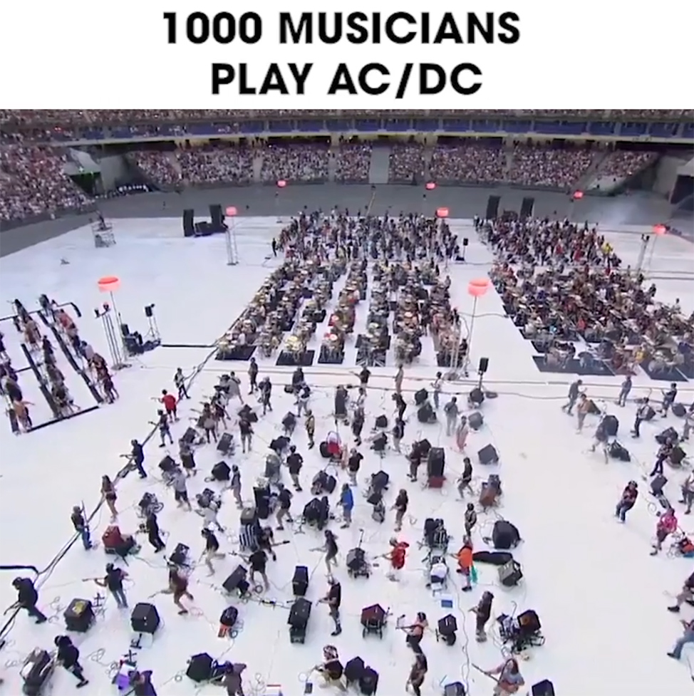1000 Play "Highway To Hell".jpg